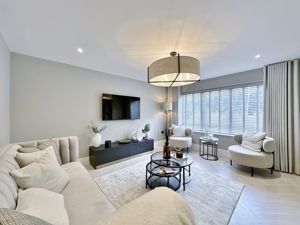 Photo 7- click for photo gallery